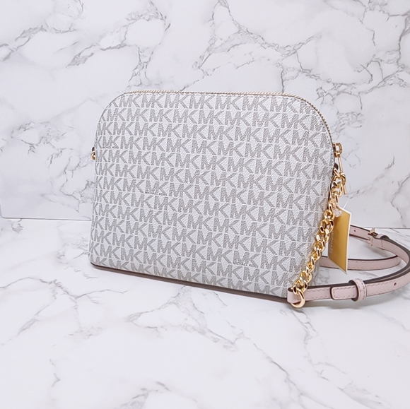 michael kors dome crossbody - Picture 3 of 7